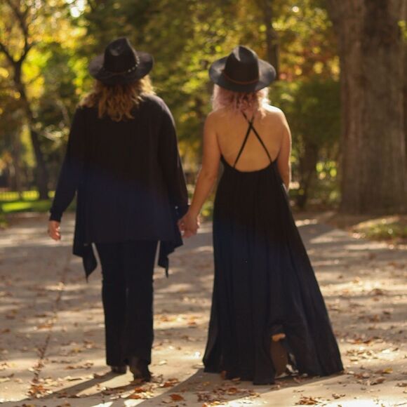 Black full length goth flowy backless maxi dress - Picture 5 of 13